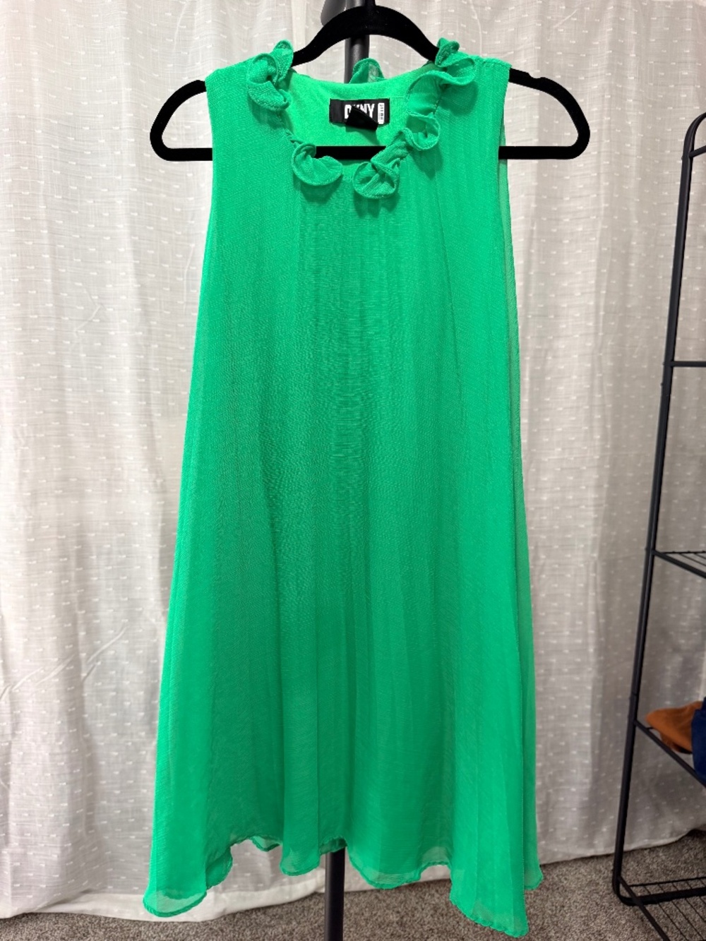 DKNY Sleeveless Shift Dress - 6 (M)